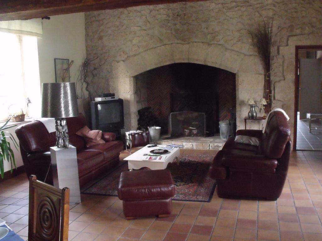 Althaea Bed & Breakfast La Ferte-Saint-Cyr Exterior photo
