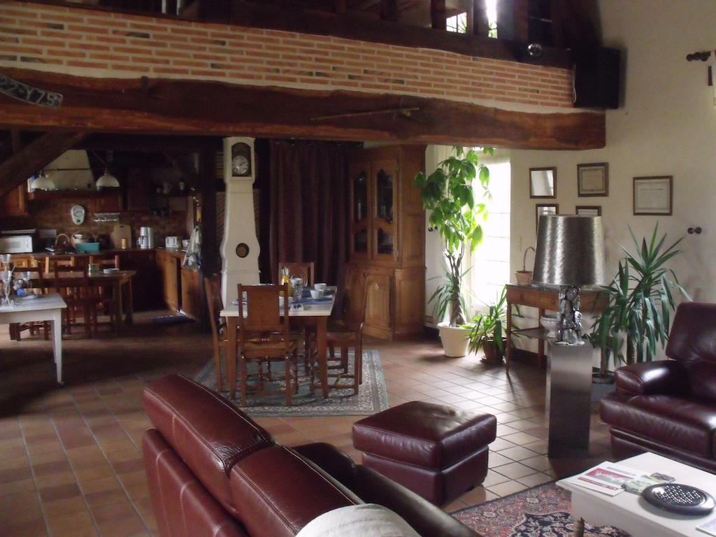 Althaea Bed & Breakfast La Ferte-Saint-Cyr Exterior photo
