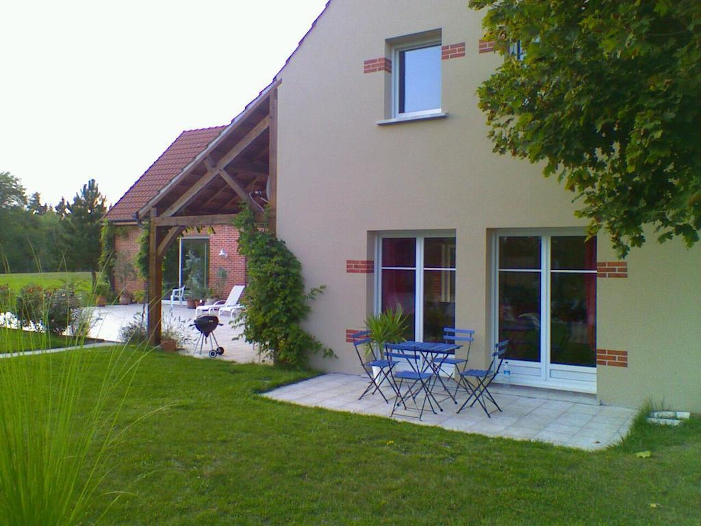Althaea Bed & Breakfast La Ferte-Saint-Cyr Exterior photo